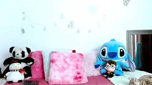 Snapshot of kendallsweet7 chatting on February 8, 2:26 am kendallsweet7 online show from February 8, 2:26 am