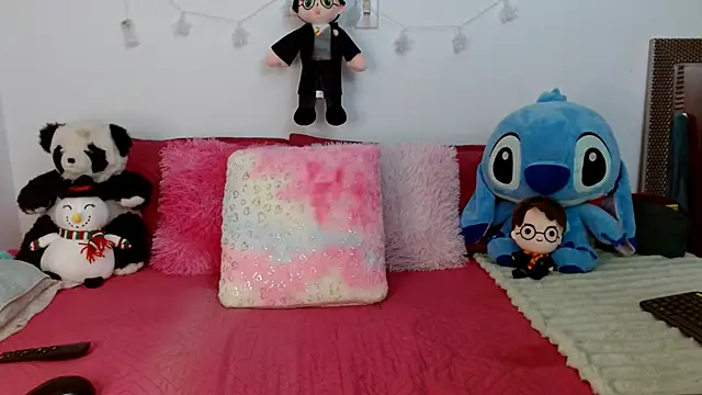 Snapshot of kendallsweet7 chatting on February 20, 4:46 pm kendallsweet7 online show from February 20, 4:46 pm