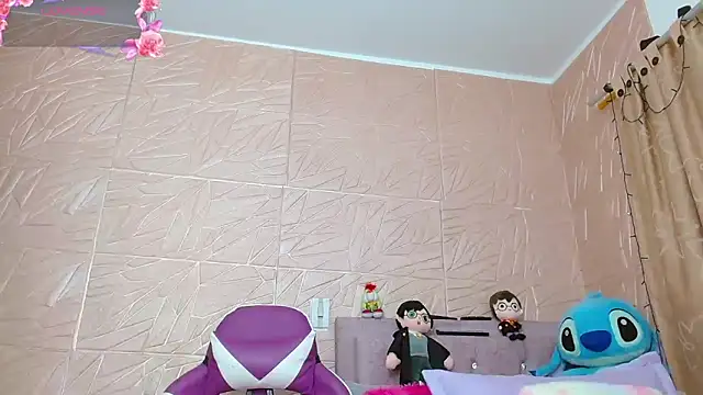 Snapshot of kendallsweet7 chatting on October 24, 7:43 pm kendallsweet7 online show from October 24, 7:43 pm