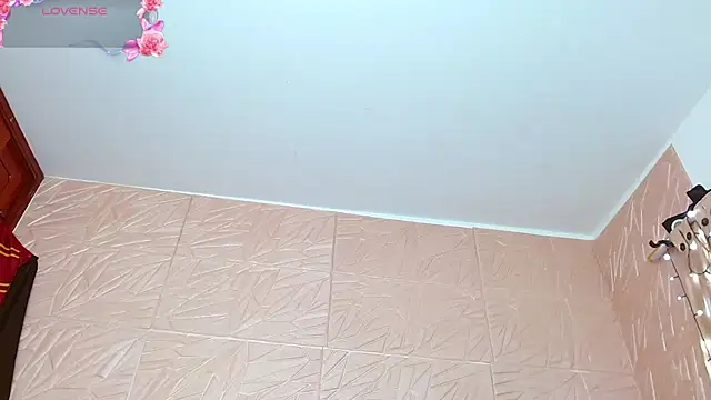 Snapshot of kendallsweet7 chatting on October 30, 7:47 pm kendallsweet7 online show from October 30, 7:47 pm