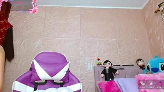 Snapshot of kendallsweet7 chatting on November 7, 7:47 pm kendallsweet7 online show from November 7, 7:47 pm