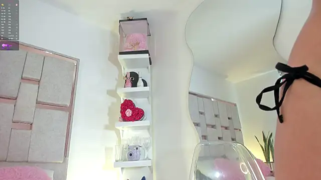 Snapshot of kristel_s chatting on October 3, 7:00 pm kristel s online show from October 3, 7:00 pm