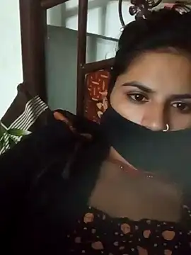 Snapshot of hotrasina chatting on January 4, 2:35 pm hotrasina online show from January 4, 2:35 pm