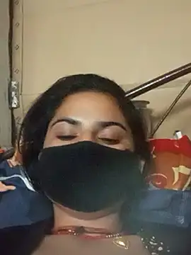 Snapshot of hotrasina chatting on January 25, 2:26 am hotrasina online show from January 25, 2:26 am