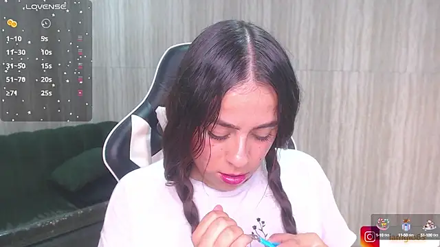 Georgina 1t online show from March 12, 6:00 pm