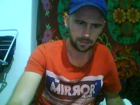 Snapshot of Rejtelmesest chatting on October 2, 12:50 am Rejtelmesest online show from October 2, 12:50 am