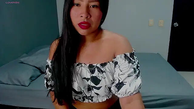 Snapshot of Aria_morgan1 chatting on January 25, 6:02 pm Aria morgan1 online show from January 25, 6:02 pm