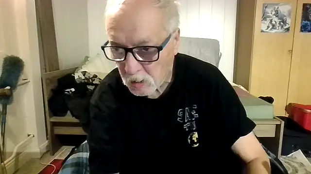 Snapshot of Sammy1660 chatting on November 3, 12:35 am Sammy1660 online show from November 3, 12:35 am