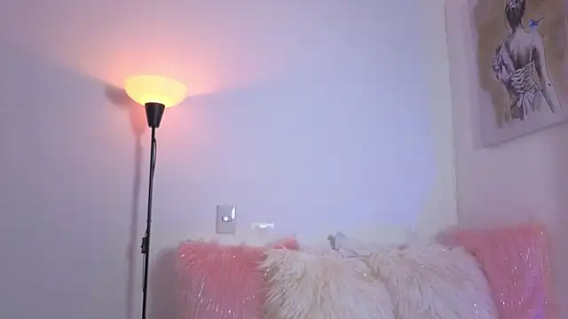 Cristel Boom online show from July 19, 9:51 pm