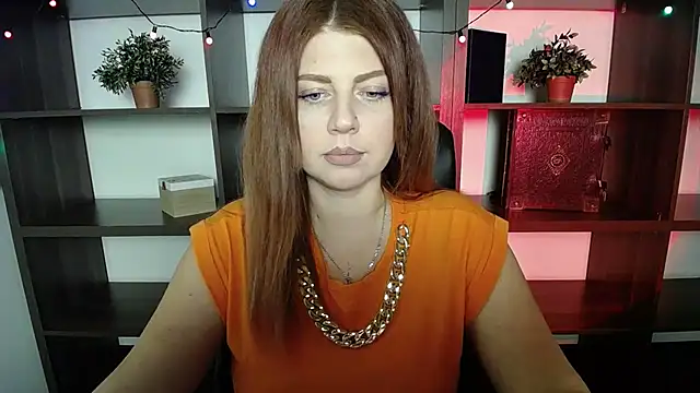 Lizzy Love online show from February 28, 8:50 pm