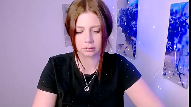 Lizzy Love online show from January 7, 12:18 pm