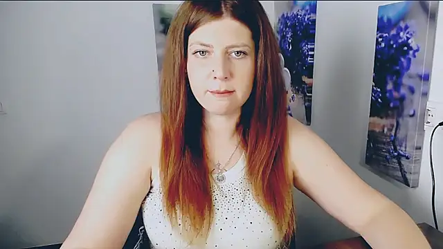 Lizzy Love online show from June 19, 10:41 am