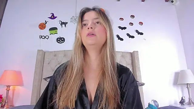 Snapshot of allisson_m chatting on October 30, 12:06 pm allisson m online show from October 30, 12:06 pm