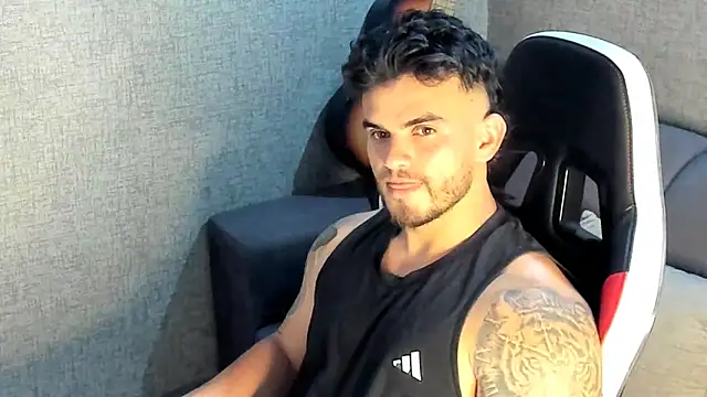 Ricardogo19 online show from October 12, 11:37 pm