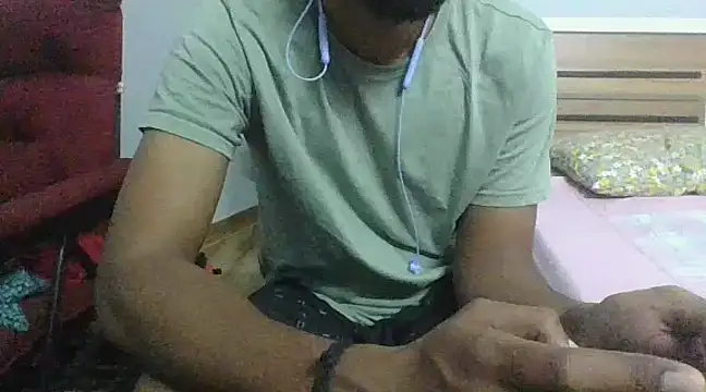 Snapshot of IndianEurope chatting on January 27, 3:39 pm IndianEurope online show from January 27, 3:39 pm