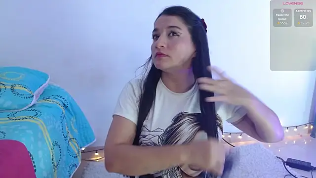 Emelyross  online show from March 3, 5:41 pm