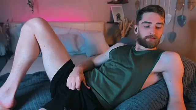 Snapshot of DexterDexx chatting on September 21, 10:33 pm DexterDexx online show from September 21, 10:33 pm