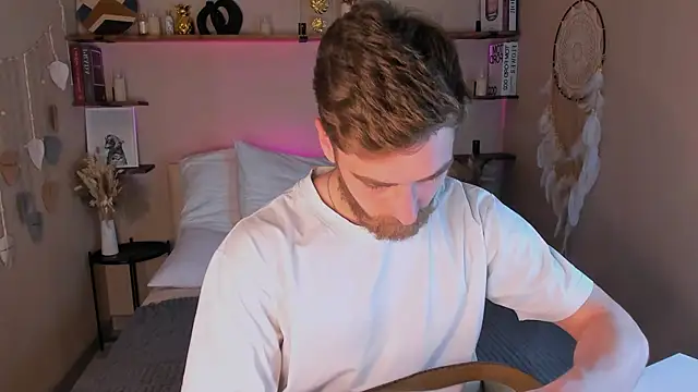 Snapshot of DexterDexx chatting on September 30, 9:31 pm DexterDexx online show from September 30, 9:31 pm