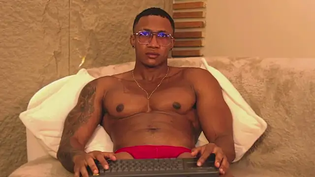 Logan Varela online show from March 18, 10:58 pm