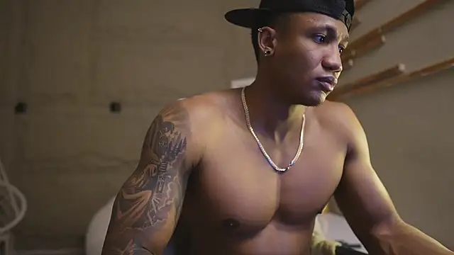 Logan Varela online show from February 27, 1:55 pm