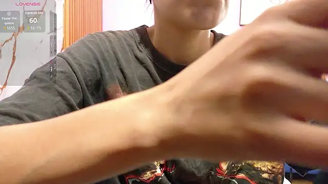 yourcuteneighbourr online show from June 2, 2:57 am