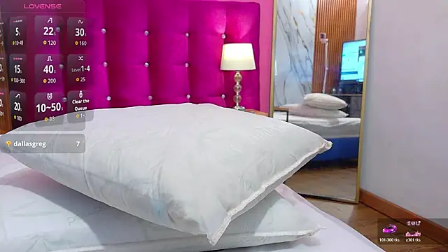 yourcuteneighbourr online show from June 20, 2:58 am