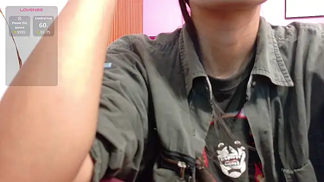 Snapshot of yourcuteneighbourr chatting on August 7, 2:57 am yourcuteneighbourr online show from August 7, 2:57 am