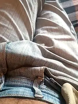 Snapshot of rjxraj chatting on March 18, 7:08 am rjxraj online show from March 18, 7:08 am