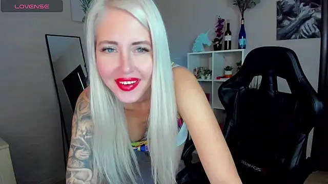 Snapshot of Mermaid_N chatting on September 24, 1:31 am Mermaid N online show from September 24, 1:31 am