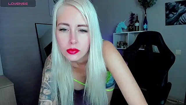 Snapshot of Mermaid_N chatting on September 26, 1:31 am Mermaid N online show from September 26, 1:31 am