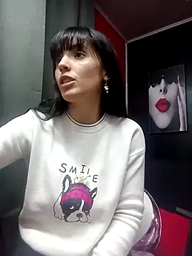 Snapshot of sailor_moon07 chatting on February 4, 2:28 am sailor moon07 online show from February 4, 2:28 am