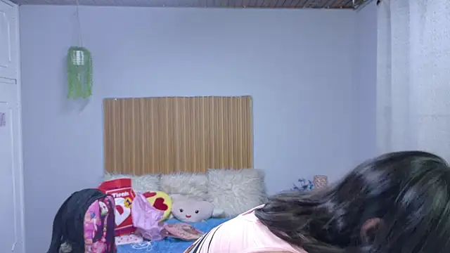 Snapshot of sailor_moon07 chatting on September 27, 4:28 am sailor moon07 online show from September 27, 4:28 am