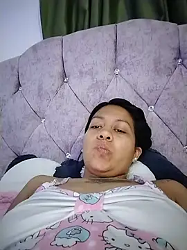Tiphanydirty3 online show from June 10, 5:18 am