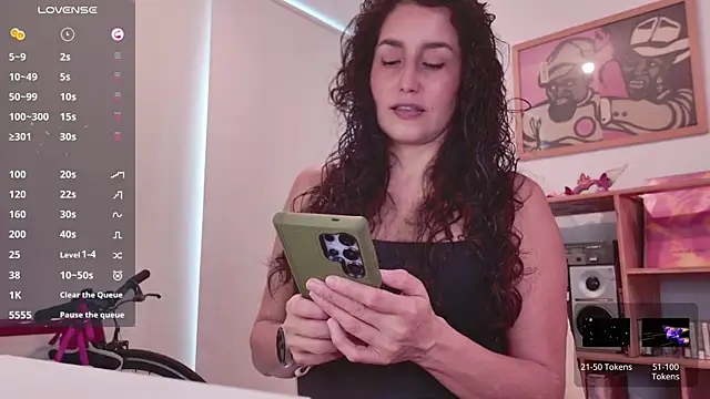 Snapshot of AndreaGomez88 chatting on November 29, 8:56 pm AndreaGomez88 online show from November 29, 8:56 pm