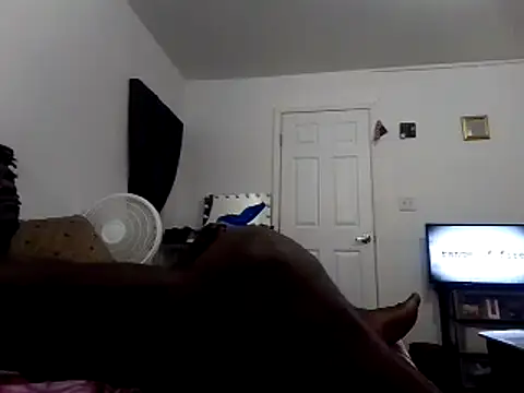 Snapshot of Hugedick0071 chatting on July 2, 6:41 am Hugedick0071 online show from July 2, 6:41 am