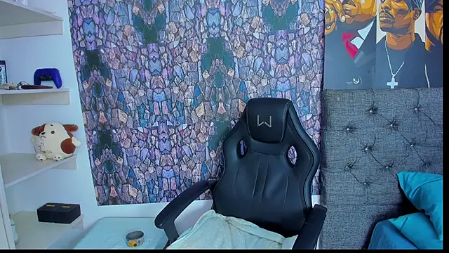 Snapshot of dominic_smith_ chatting on December 30, 5:58 am dominic smith online show from December 30, 5:58 am