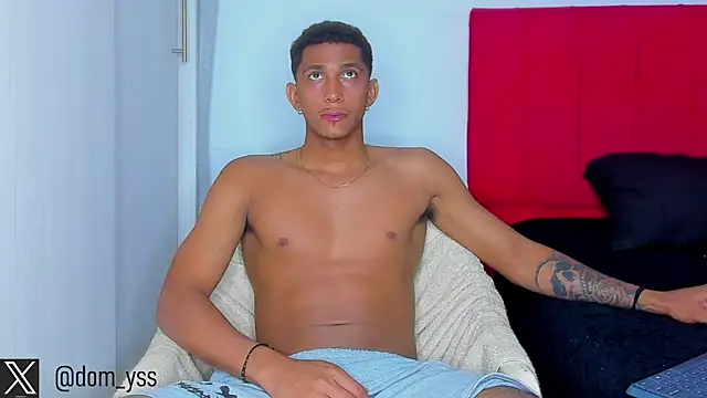 Snapshot of dominic_smith_ chatting on March 1, 2:04 am dominic smith online show from March 1, 2:04 am