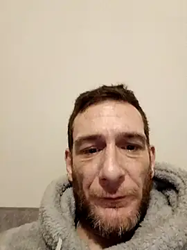 Snapshot of SInfiniSensation1 chatting on December 3, 1:57 am SInfiniSensation1 online show from December 3, 1:57 am