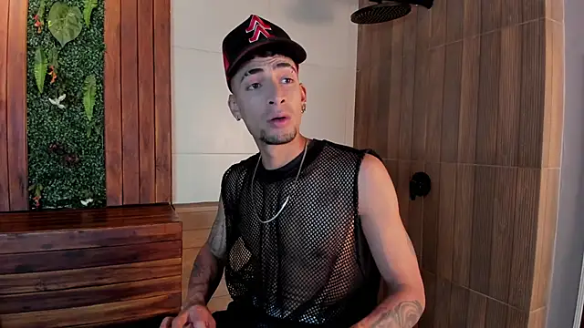 DrakeNeumann online show from March 9, 2:18 am