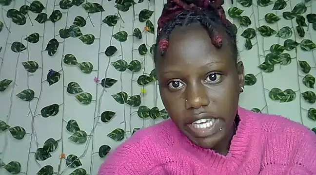 Snapshot of sexybree_ chatting on January 6, 4:36 am sexybree online show from January 6, 4:36 am