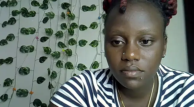 Snapshot of sexybree_ chatting on February 5, 6:48 pm sexybree online show from February 5, 6:48 pm