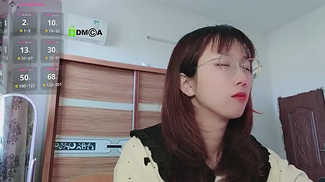 Snapshot of Lili_666 chatting on January 8, 2:57 am Lili 666 online show from January 8, 2:57 am