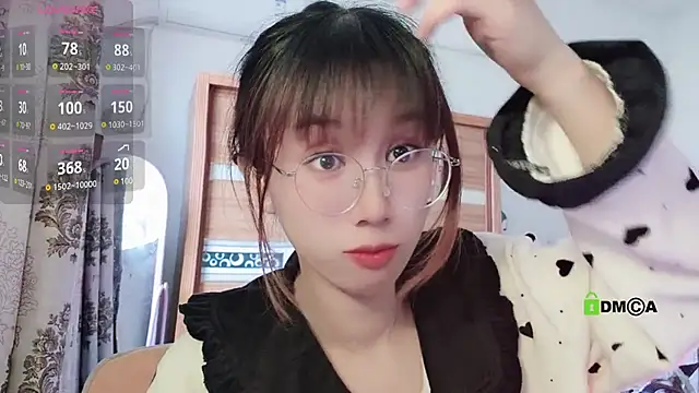 Snapshot of Lili_666 chatting on January 17, 2:29 am Lili 666 online show from January 17, 2:29 am