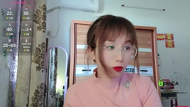 Snapshot of Lili_666 chatting on January 19, 7:57 am Lili 666 online show from January 19, 7:57 am