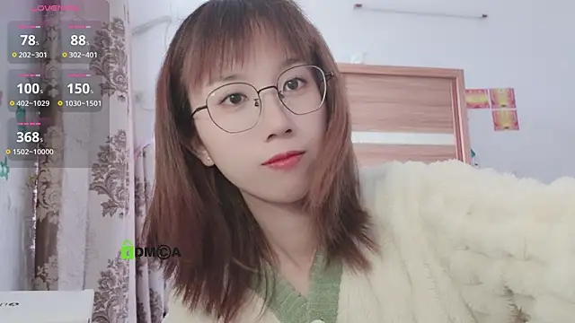 Snapshot of Lili_666 chatting on February 22, 6:28 am Lili 666 online show from February 22, 6:28 am