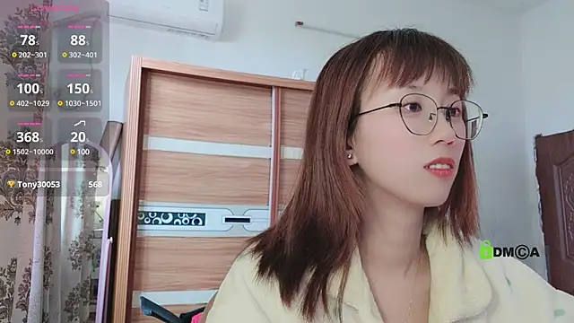 Snapshot of Lili_666 chatting on February 28, 5:37 am Lili 666 online show from February 28, 5:37 am