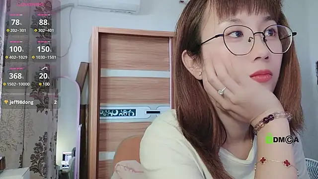 Snapshot of Lili_666 chatting on March 14, 6:10 am Lili 666 online show from March 14, 6:10 am