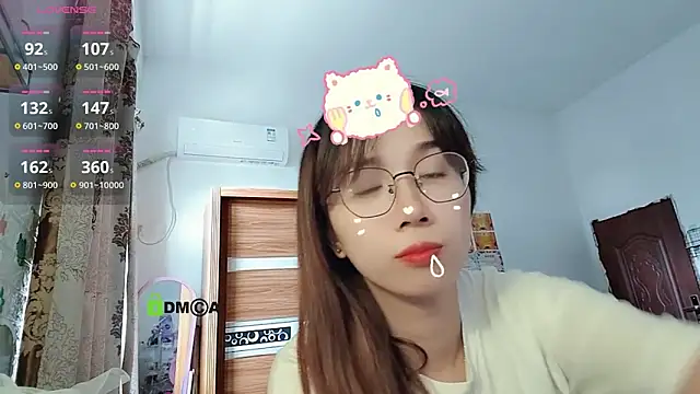 Snapshot of Lili_666 chatting on September 10, 2:22 am Lili 666 online show from September 10, 2:22 am