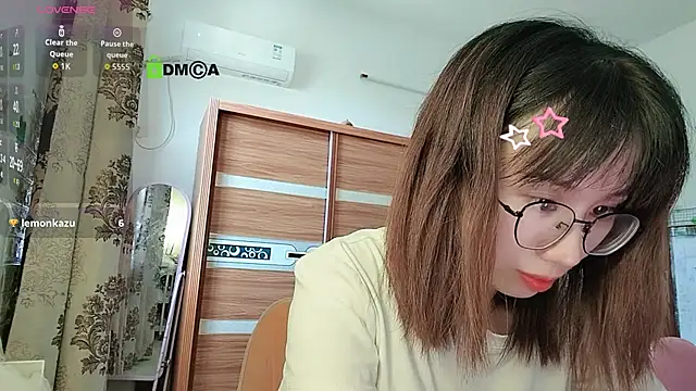 Snapshot of Lili_666 chatting on September 22, 7:32 am Lili 666 online show from September 22, 7:32 am