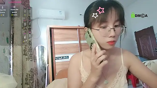 Snapshot of Lili_666 chatting on September 26, 2:04 am Lili 666 online show from September 26, 2:04 am